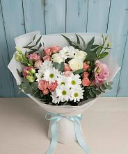 Букет цветов из:  Розы, Лизиантусы и Хризантемы в Отрадном Самарская область