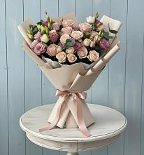 Букет цветов из:  Розы и Лизиантусы в Отрадном Самарская область
