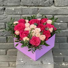 Цветочная композиция из Розы в коробке в Отрадном Самарская область