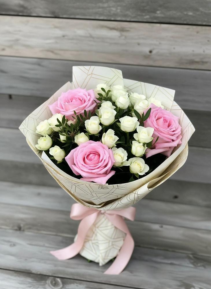 Букет цветов из: Розы в Отрадном Самарская область