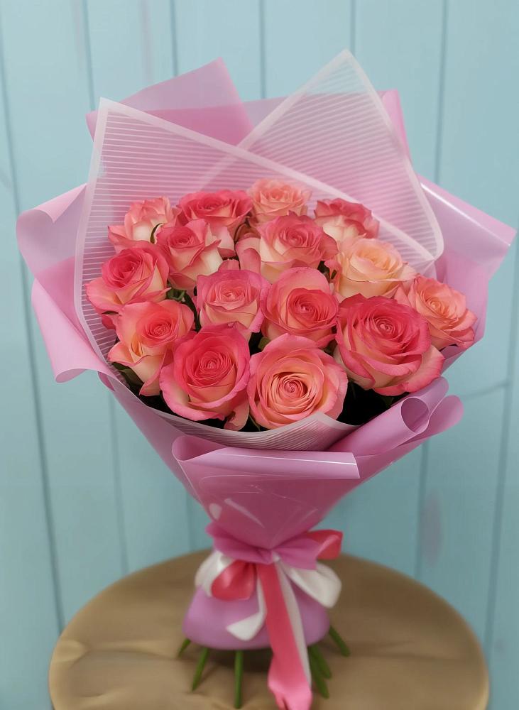 Букет 15 Розовых роз Равель в Отрадном Самарская область