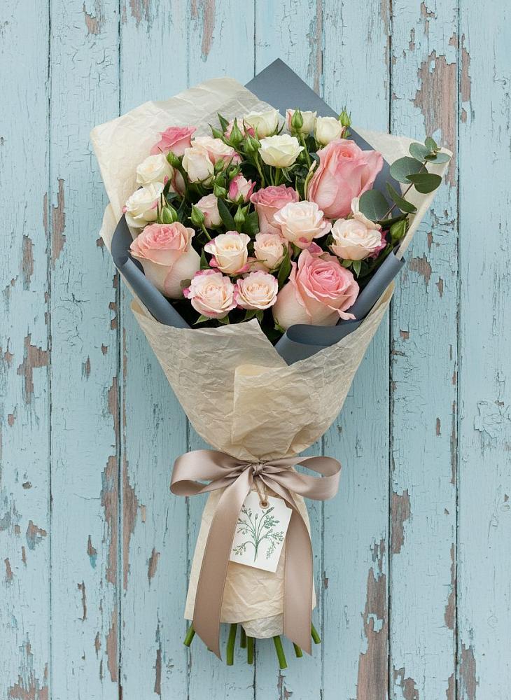 Букет цветов из: Розы в Отрадном Самарская область