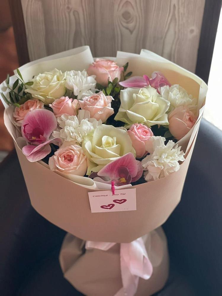 Букет цветов из: Орхидеи, Розы и Гвоздики в Отрадном Самарская область