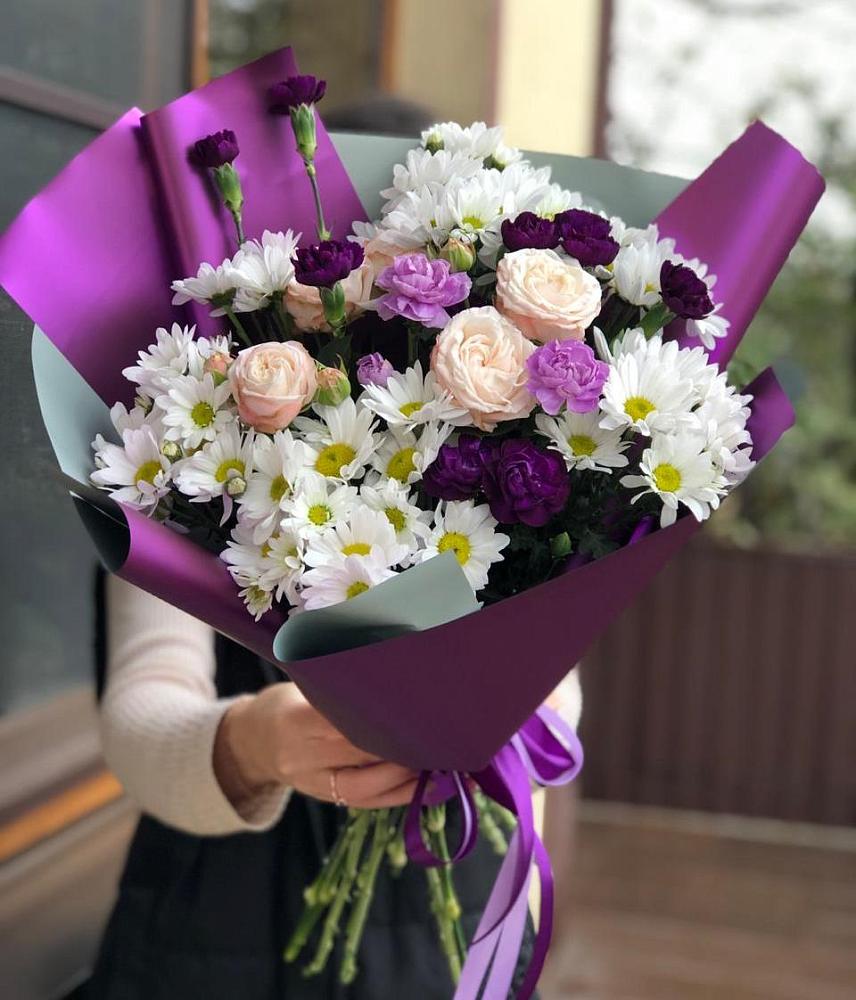 Букет цветов из: Хризантемы, Гвоздики и Розы в Отрадном Самарская область