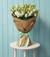 Букет цветов из:  Лизиантусы в Отрадном Самарская область