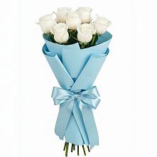 Букет 7 белых роз Проуд в Отрадном Самарская область