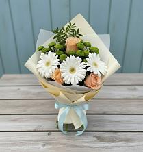Букет цветов из:  Герберы, Розы и Хризантемы в Отрадном Самарская область