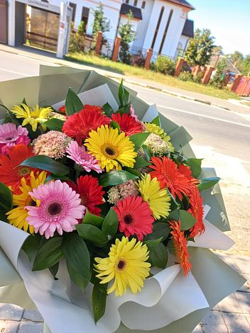 Букет цветов из: Герберы в Отрадном Самарская область