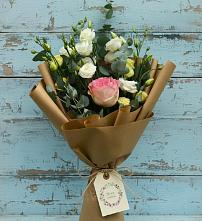 Букет цветов из:  Розы и Лизиантусы в Отрадном Самарская область